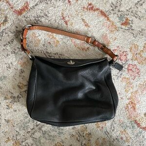 Vintage Coach Pebbled Leather Shoulder Bag